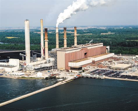 Critics Urge Duke Energy To Green Up More Quickly Indianapolis